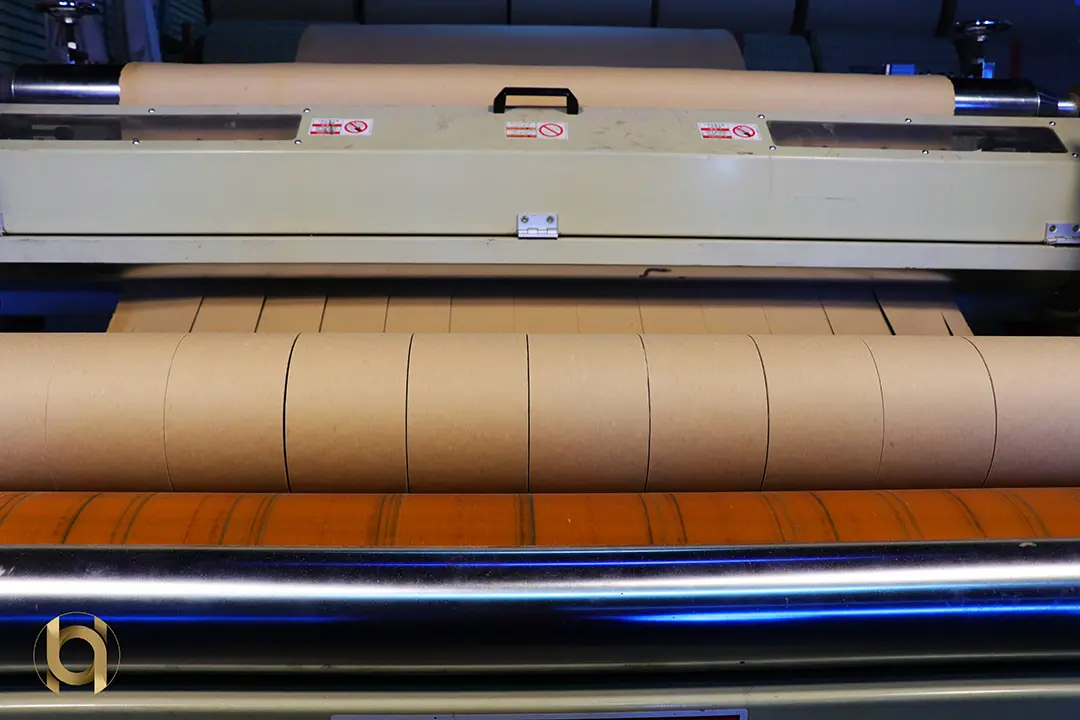 دستگاه برش رول های مقوایی هستی بوبین کار