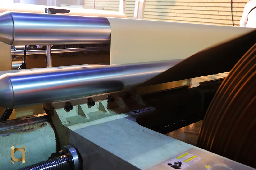 دستگاه برش رول های مقوایی